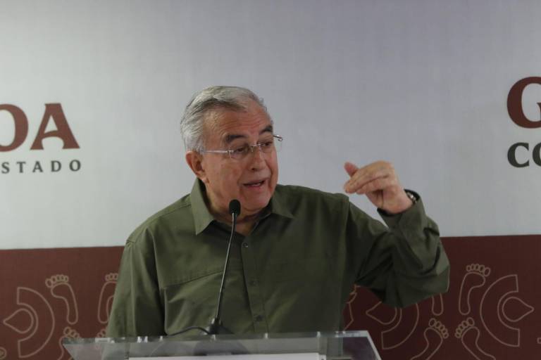 Analiza Gobierno de Sinaloa fomentar la siembra de frijol negro y pinto, en lugar de maíz