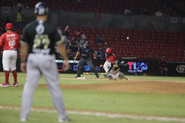 Venados de Mazatlán sufre doloroso revés en jornada dominical y pierde la serie