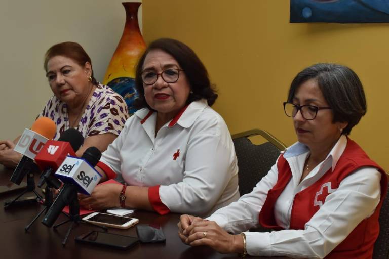Invita Cruz Roja Mazatlán a un desayuno y pre-baile navideño con causa