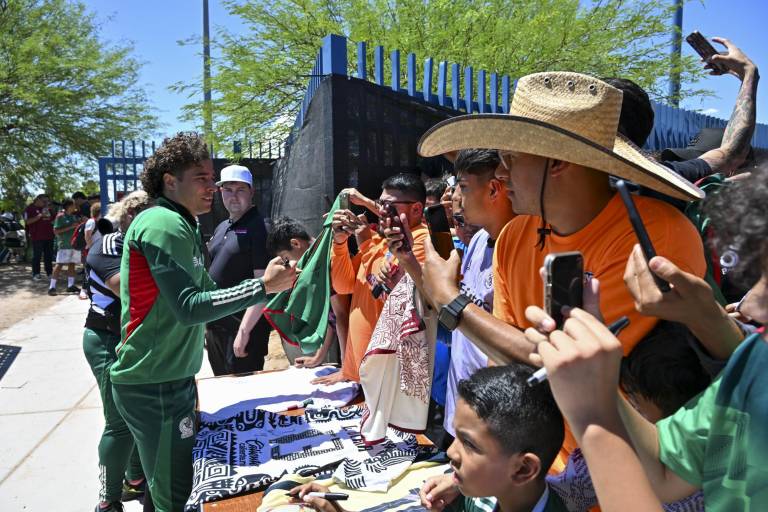 Selección Mexicana trabaja a doble sesión en Las Vegas y con una base europea