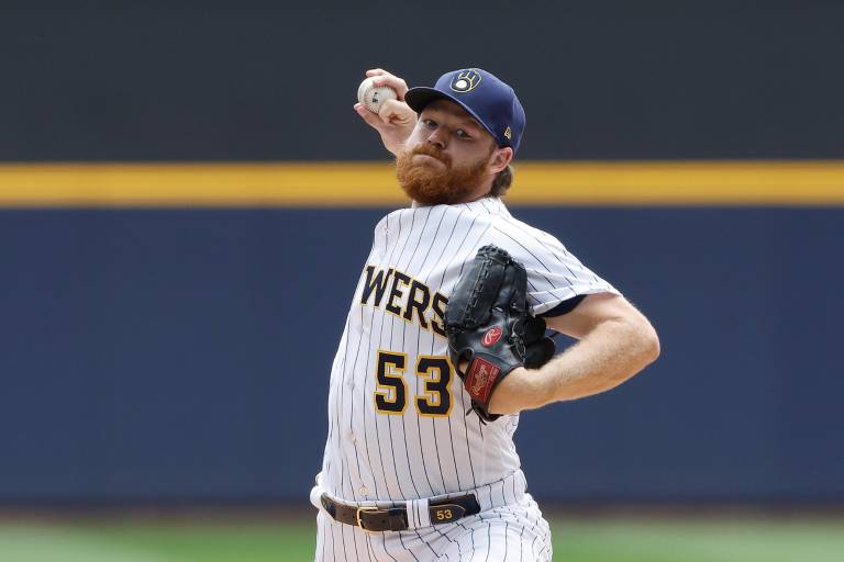 Los Cerveceros vuelven a firmar al lesionado as Brandon Woodruff