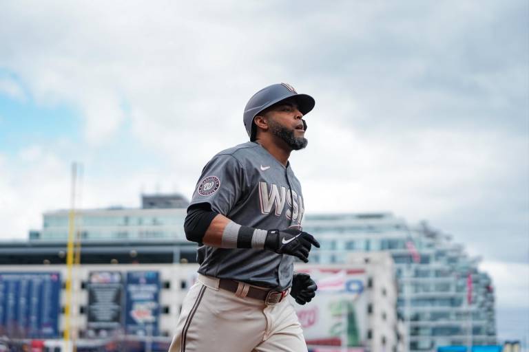 Nelson Cruz sigue dejando huella en las mayores con su jonrón 450