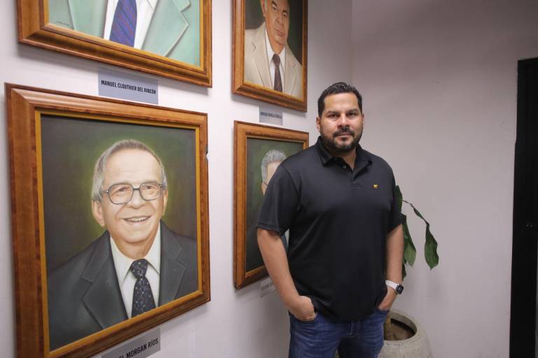 Es un álbum hecho para acompañar la tristeza: Carlos Osuna