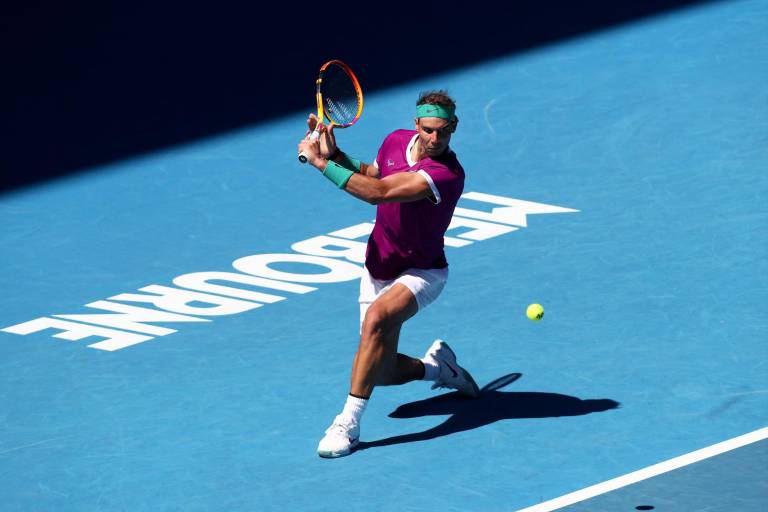 Rafael Nadal gana confianza y llega a la tercera ronda del Abierto de Australia
