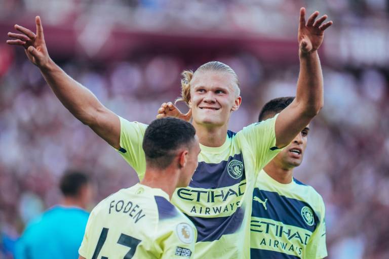 Erling Haaland se estrena en la Premier con doblete
