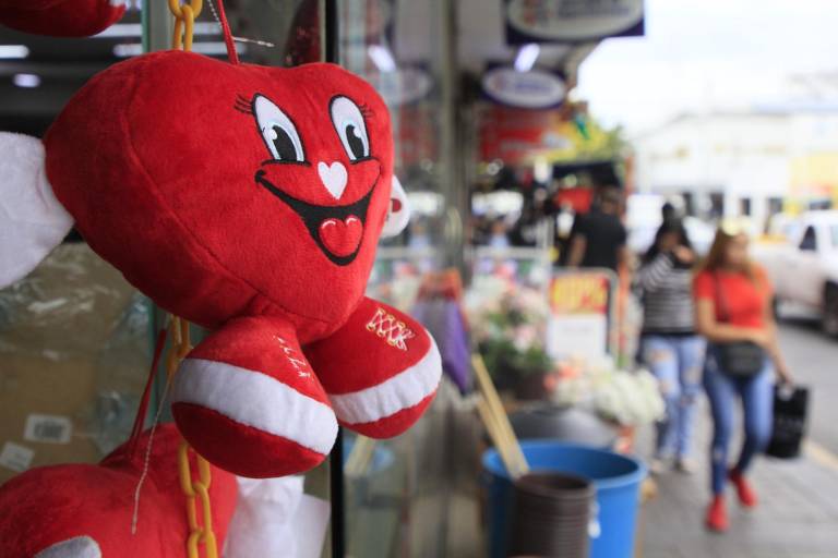 Compras de San Valentín: Cómo hacerlas de forma inteligente y no desestabilizar tus finanzas
