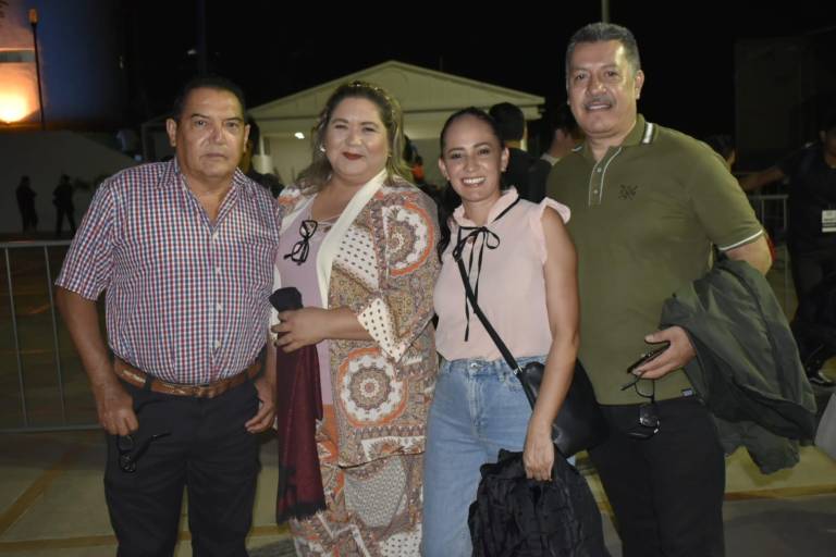 Enamora Ricardo Montaner a sus fans en su regreso a Culiacán