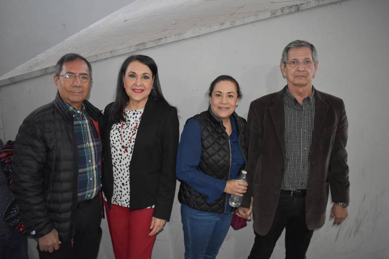 Disfrutan sinaloenses la obra de Óscar Liera en la escena