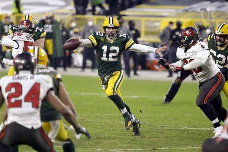 ¿Qué ha contribuido al aumento de salarios de la NFL?