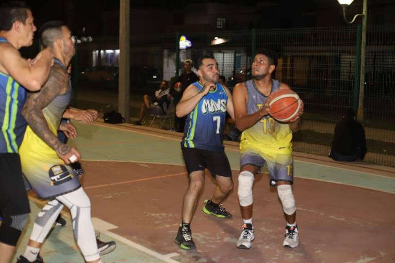 Chucky Boys debuta con triunfo en eliminatoria en el Parque Lineal