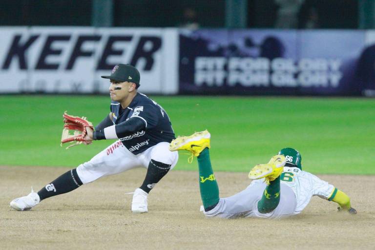 Cañeros de Los Mochis se impone a Tomateros en extrainnings