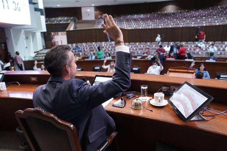 Agilizar trámite de pasaportes para sinaloenses, pide Diputado Gene René Bojórquez Ruiz