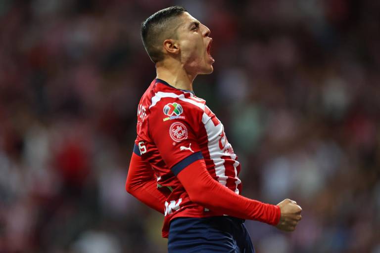 Chivas, en vía de amarrar Liguilla directa al vencer a Cruz Azul