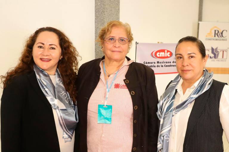 Cáritas Mazatlán IAP recibe donativo de Cmic Mazatlán