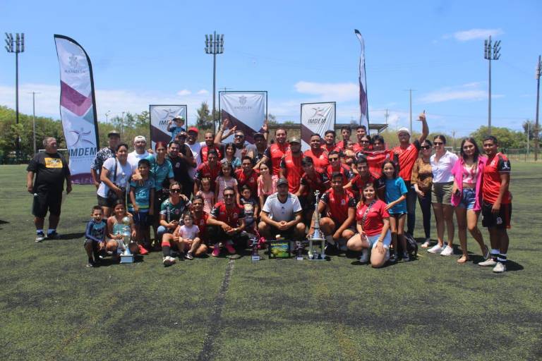 Se coronan Diablos Fierreros en la Tercera Fuerza