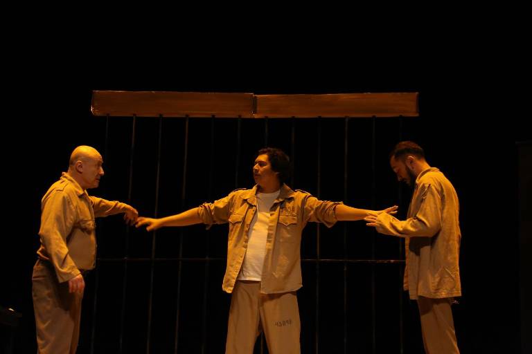 Narran la vida detrás de una celda y en la puesta en escena en la obra ‘Caneros’