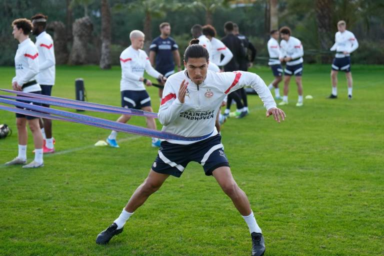 Érick Gutiérrez tiene todo listo para llegar a Chivas