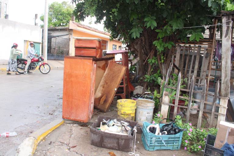 Por lluvias suspenden campaña de descacharrización en Rosario