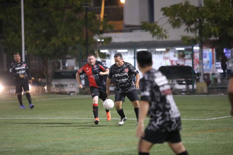 La Liga de Futbol Máster, de Mazatlán, disputa este martes las semifinales