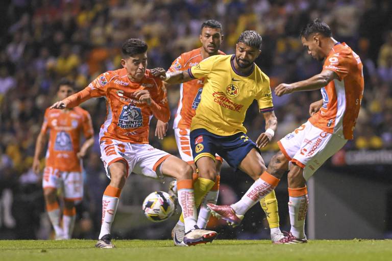 América levanta el vuelo ante Pachuca