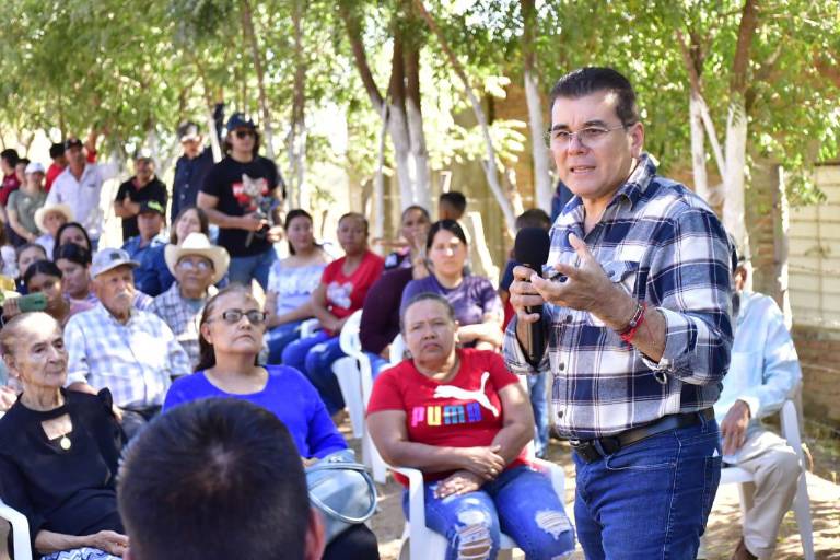 Escucha Alcalde de Mazatlán necesidades de habitantes de El Habal