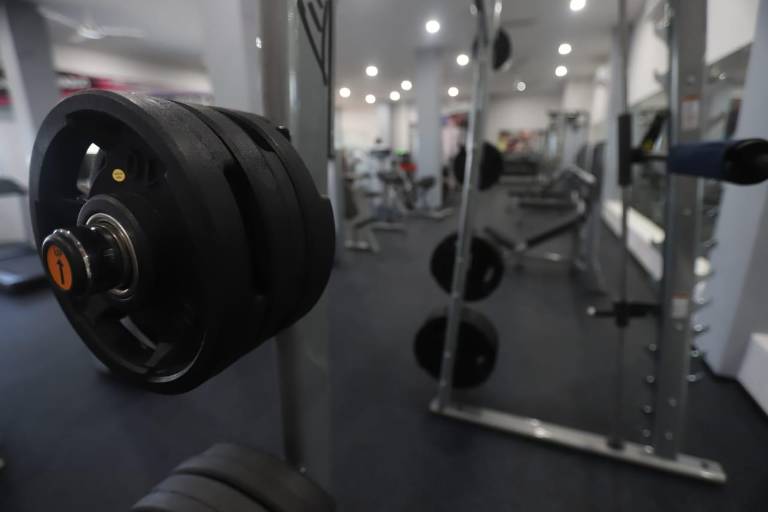 Inauguran gimnasio en Industrias Marino