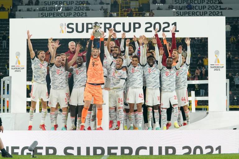Bayern Munich gana la Supercopa de Alemania con doblete de Lewandowski