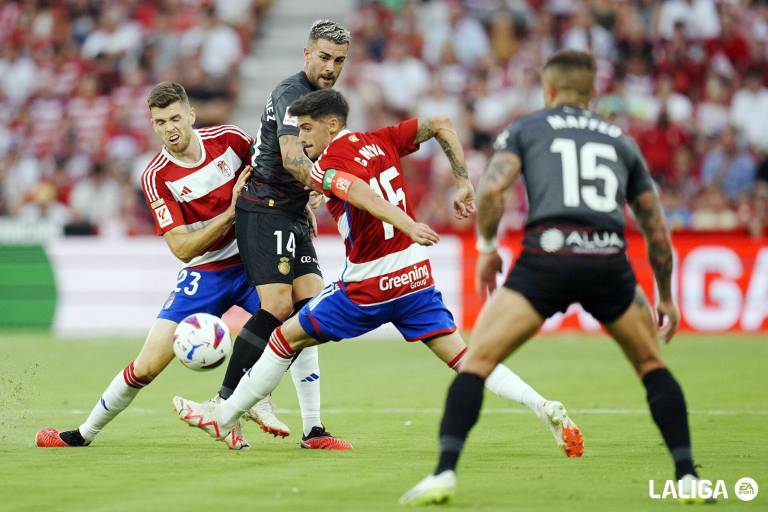 Agónica derrota del Mallorca de Aguirre ante el Granada