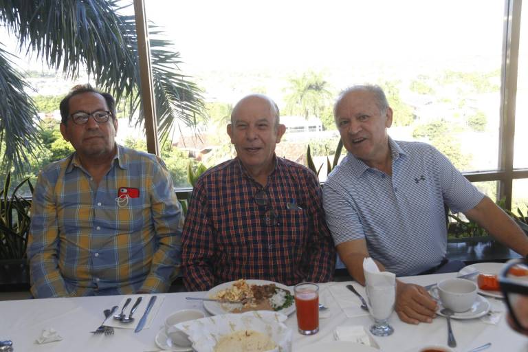Viven agradable mañana entre amigos