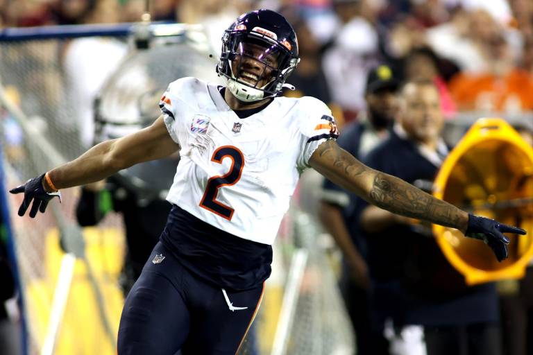 Bears rompe racha perdedora de casi un año con triunfo sobre Commanders