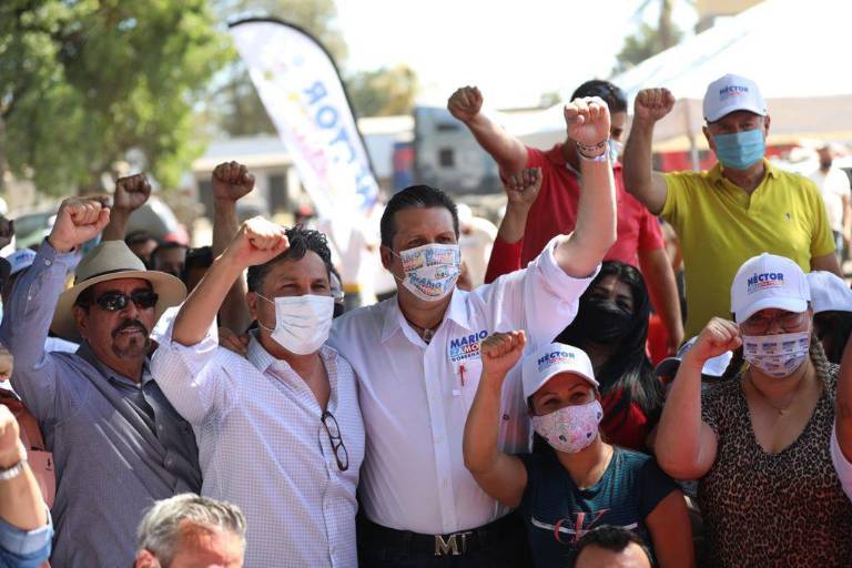 Mario Zamora se reúne con transportistas; dice hará que se reconstruya la carretera México 15
