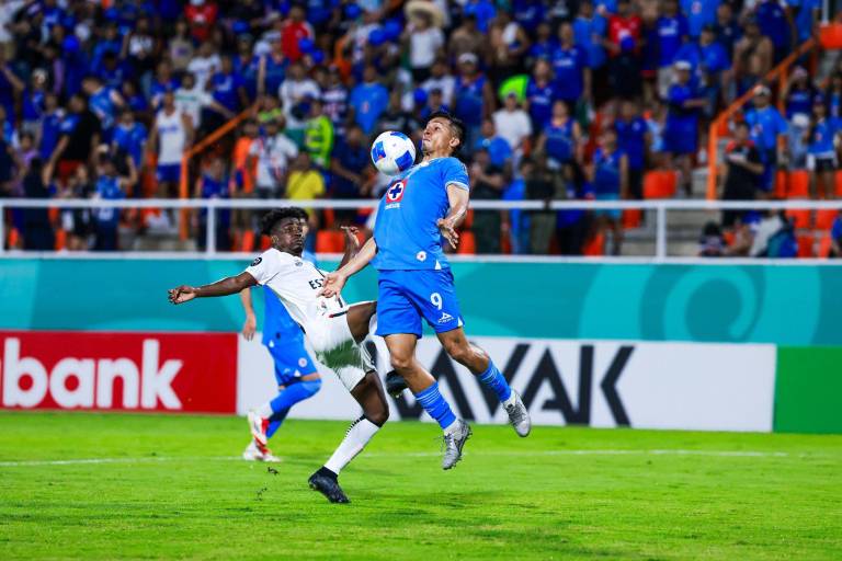 Cruz Azul venció Real Hope y está cerca de clasificar en Concacaf