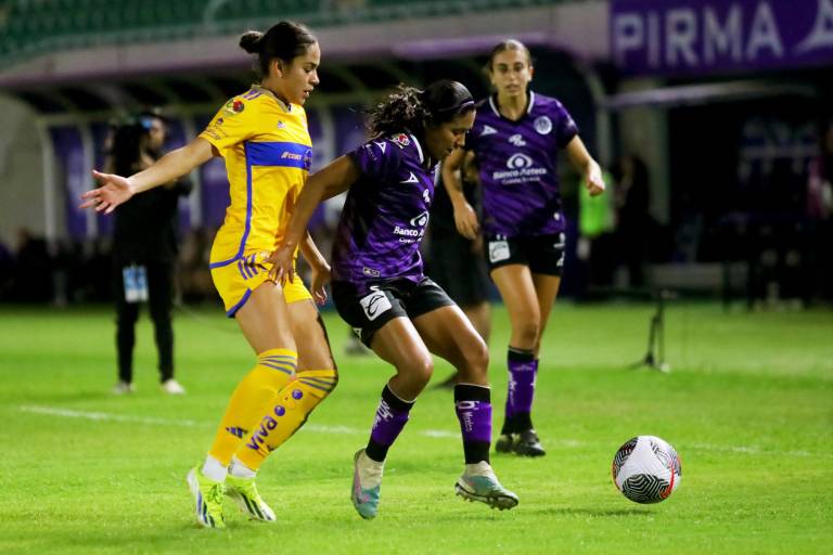 Tigres le da 4 zarpazos a Mazatlán Femenil en El Encanto