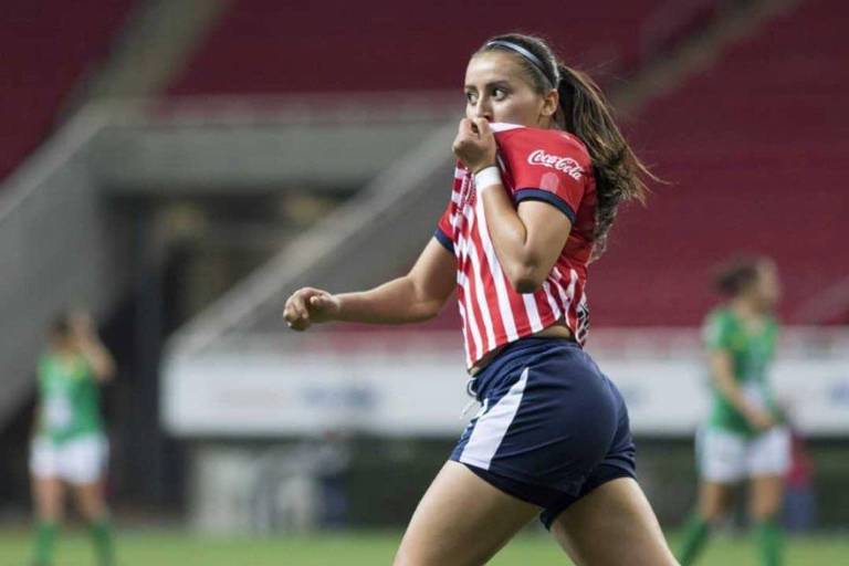 Sinaloense Rubí Soto regresa a Chivas Femenil