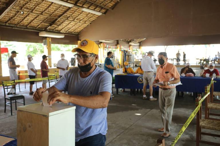 Planilla Blanca y José Ángel Miramontes ganan elección en Muralla
