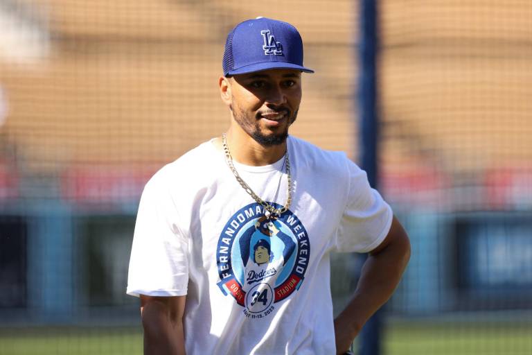 Ya se vive la ‘Fernandomanía’ en Dodger Stadium