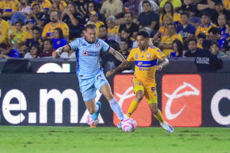 Tigres le arrebata triunfo al Cruz Azul