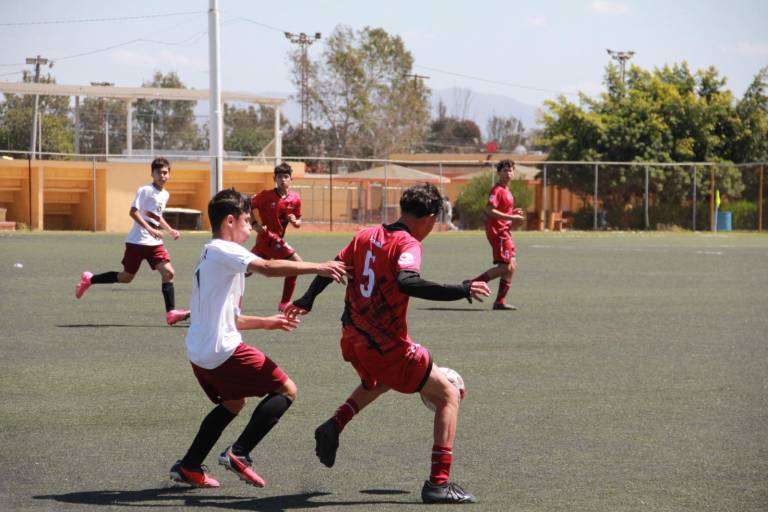 Avanzan los cuatro equipos sinaloenses a la etapa nacional en futbol