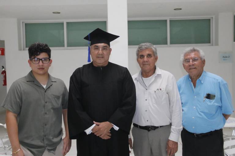 Logran su objetivo, ya son doctores en Educación Humanista