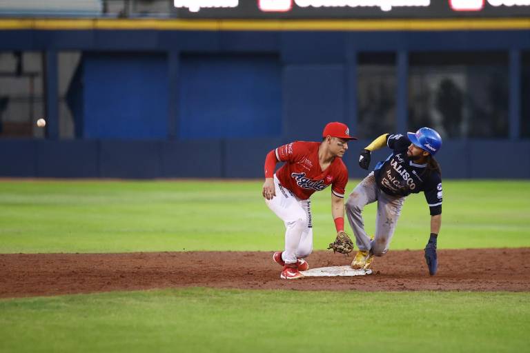 Errores condenan a Charros; se empata la serie en la frontera
