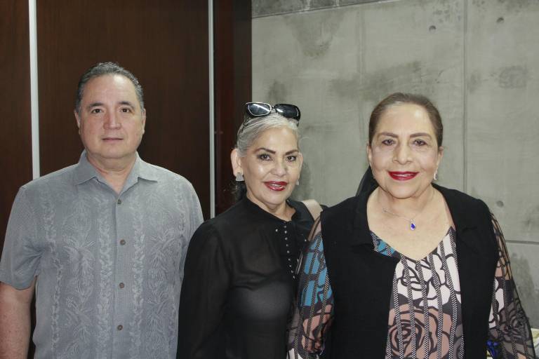 Tiene nuevo patronato En Acción Solo por Amor IAP