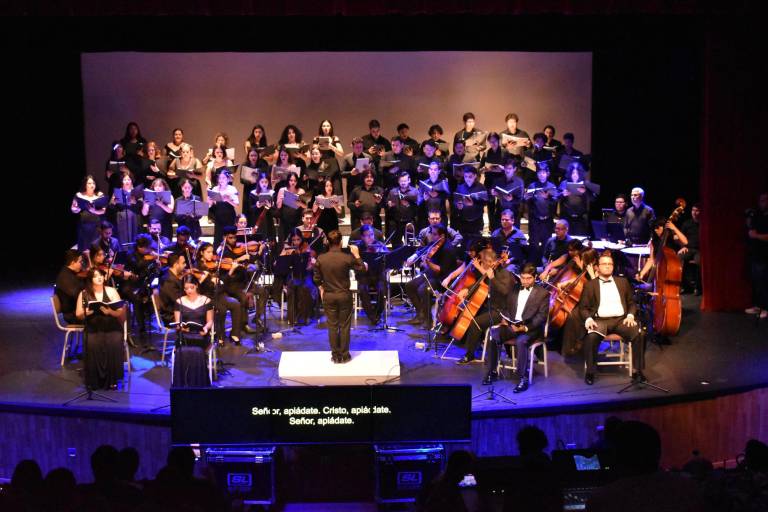 Disfrutan culiacanenses del Réquiem de Mozart