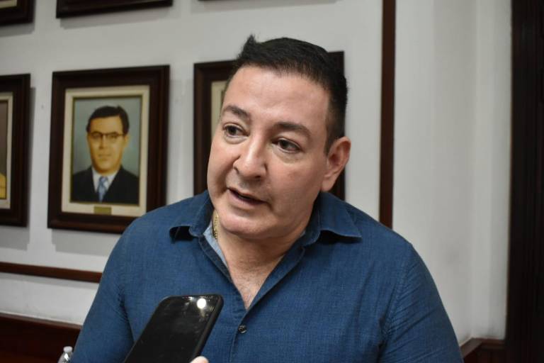 Llama regidor a priorizar programas de prevención antes que multar a peatones en Culiacán