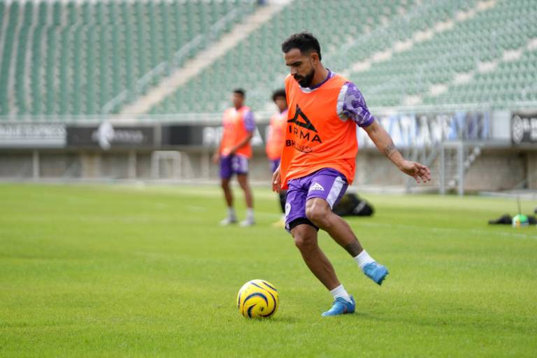 Mazatlán FC busca levantar el inicio de torneo ante Cruz Azul