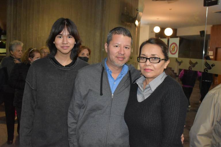 Celebran el Amor y la Amistad con concierto de gala