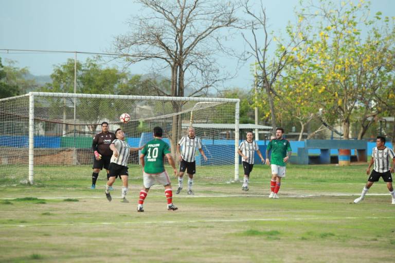 Hospital General inicia con triunfo en Liga Intermédicos