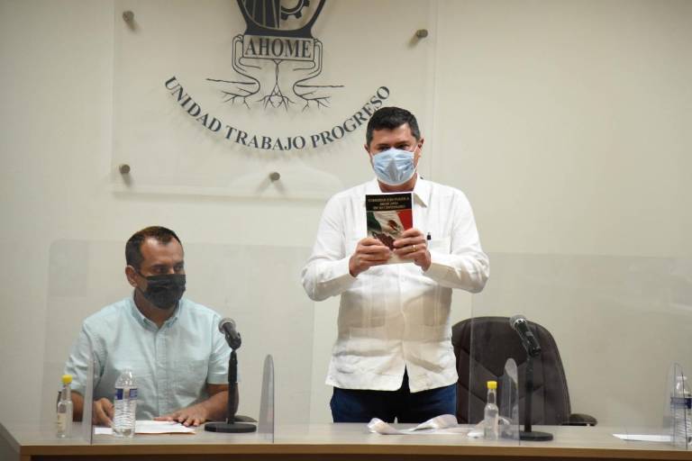 Renuncia Alcalde de Ahome para irse a Diputación pluri