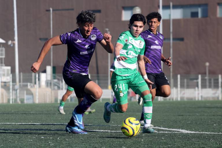 Mazatlán Sub 18 suma puntos en la Comarca
