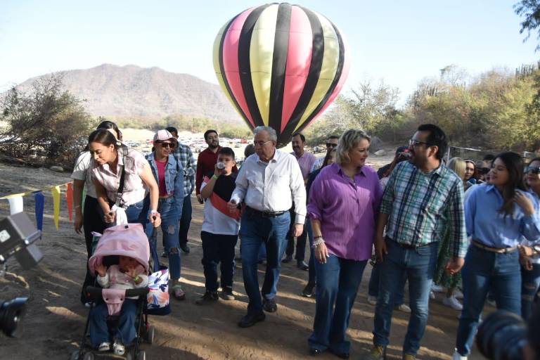 Si le gusta a la gente, hay que hacerlo, dice Rocha Moya en el Festival del Globo