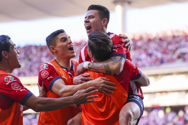 Chivas retorna al camino ganador, tras superar al Necaxa